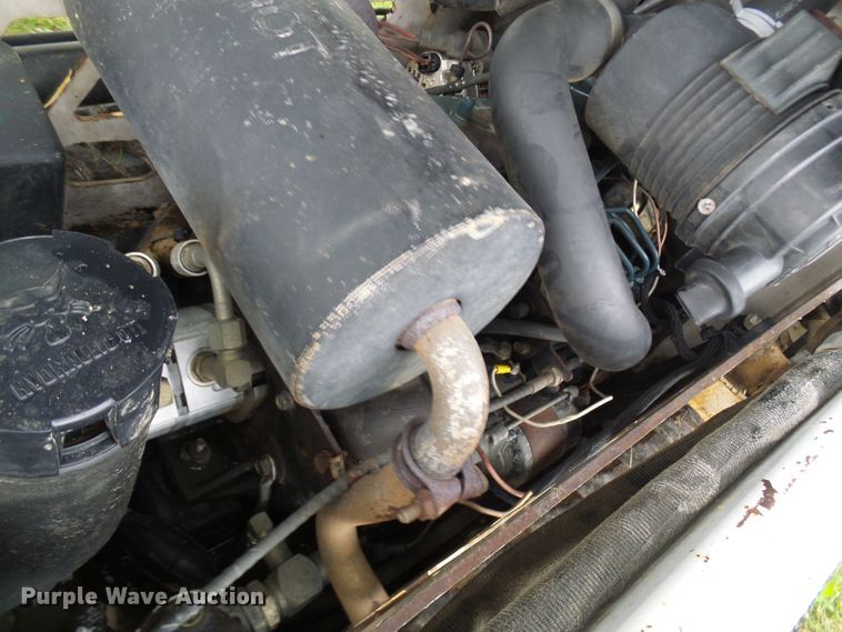 image for item DG5714 2002 Bobcat MT50  compact utility loader