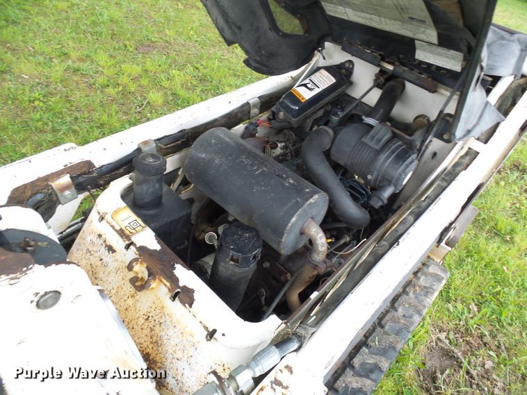 image for item DG5714 2002 Bobcat MT50  compact utility loader