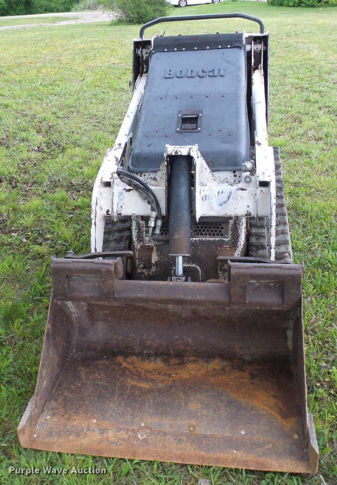 image for item DG5715 2005 Bobcat MT52  compact utility loader