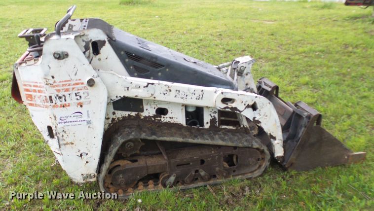 image for item DG5715 2005 Bobcat MT52  compact utility loader