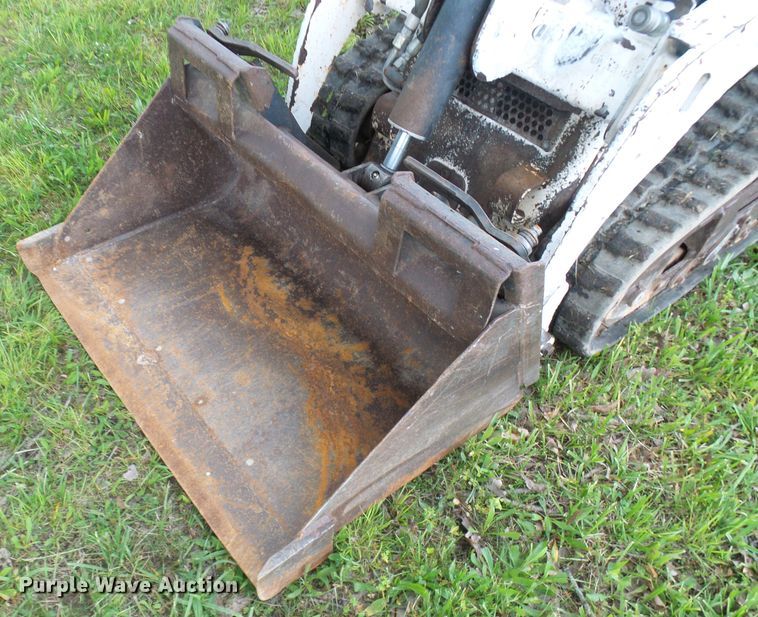 image for item DG5715 2005 Bobcat MT52  compact utility loader