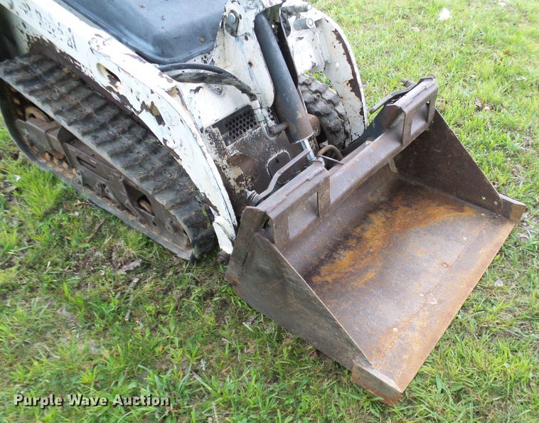 image for item DG5715 2005 Bobcat MT52  compact utility loader