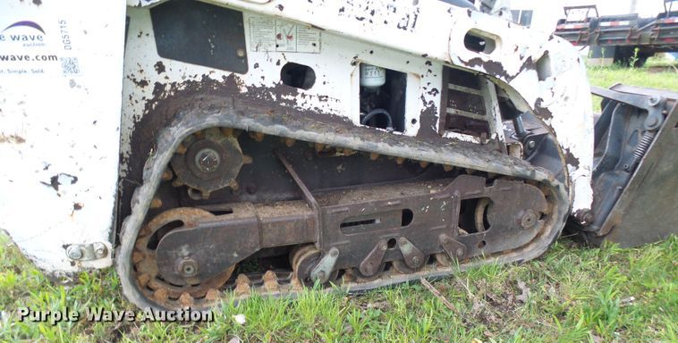 image for item DG5715 2005 Bobcat MT52  compact utility loader