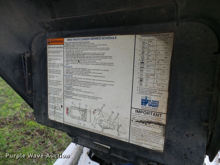 image for item DG5715 2005 Bobcat MT52  compact utility loader