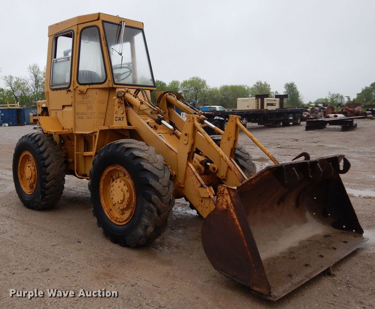 image for item DG6483 1977 Caterpillar 910  wheel loader