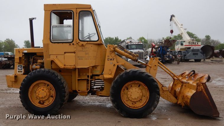 image for item DG6483 1977 Caterpillar 910  wheel loader
