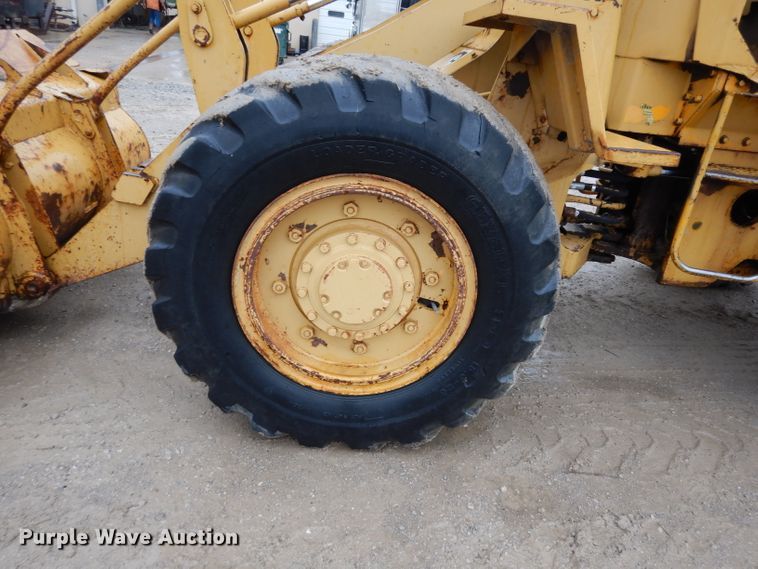 image for item DG6483 1977 Caterpillar 910  wheel loader