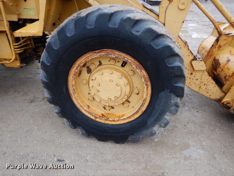 image for item DG6483 1977 Caterpillar 910  wheel loader