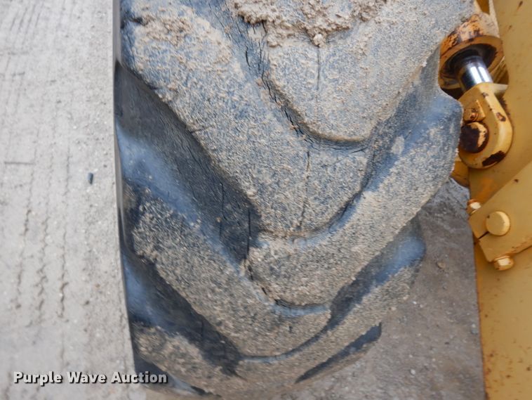 image for item DG6483 1977 Caterpillar 910  wheel loader