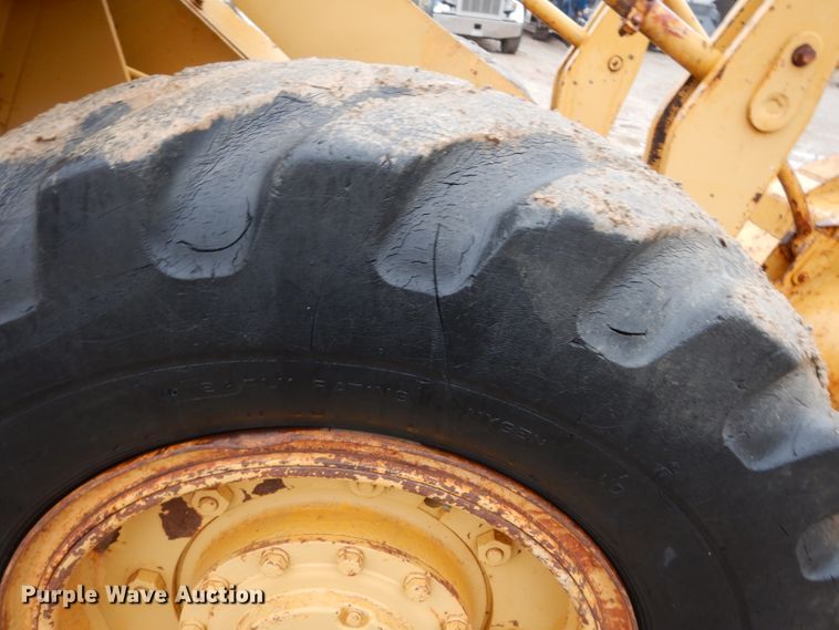 image for item DG6483 1977 Caterpillar 910  wheel loader