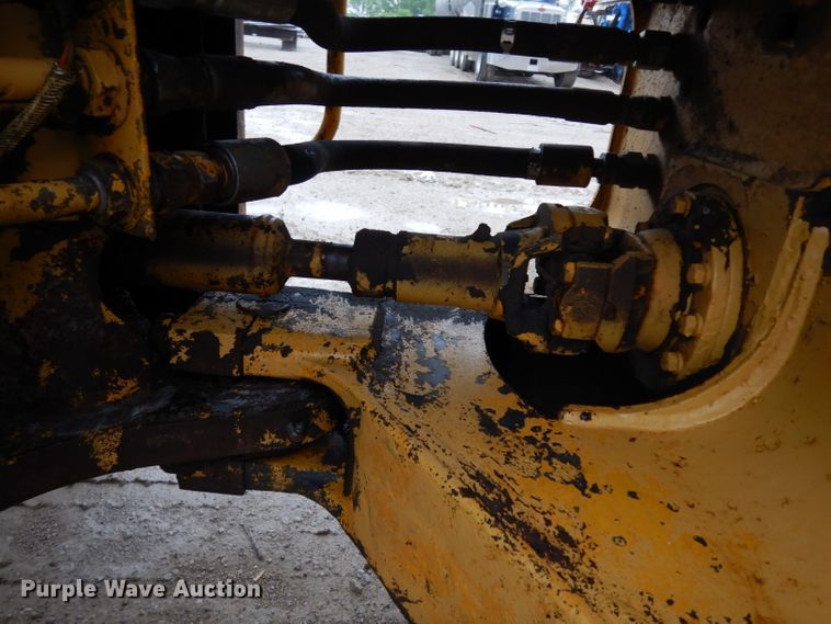image for item DG6483 1977 Caterpillar 910  wheel loader