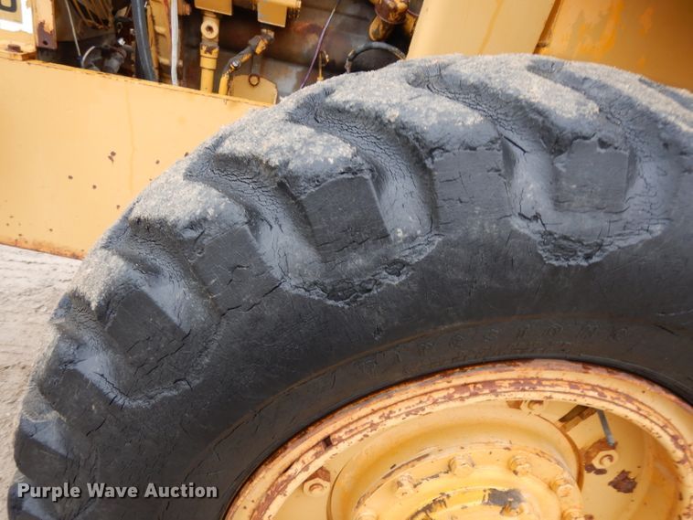 image for item DG6483 1977 Caterpillar 910  wheel loader