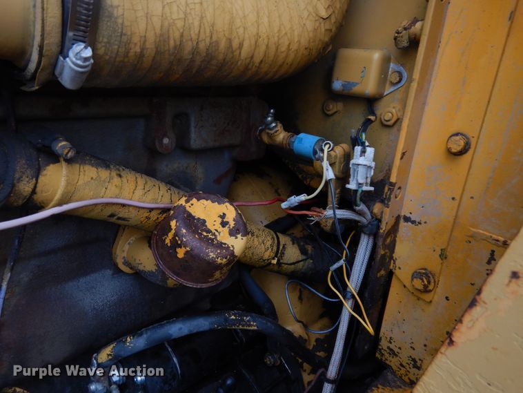 image for item DG6483 1977 Caterpillar 910  wheel loader