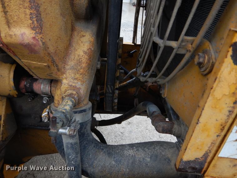 image for item DG6483 1977 Caterpillar 910  wheel loader