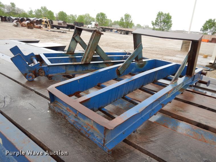 image for item DG6484 1978 Tech Steel HL3N4225 equipment trailer