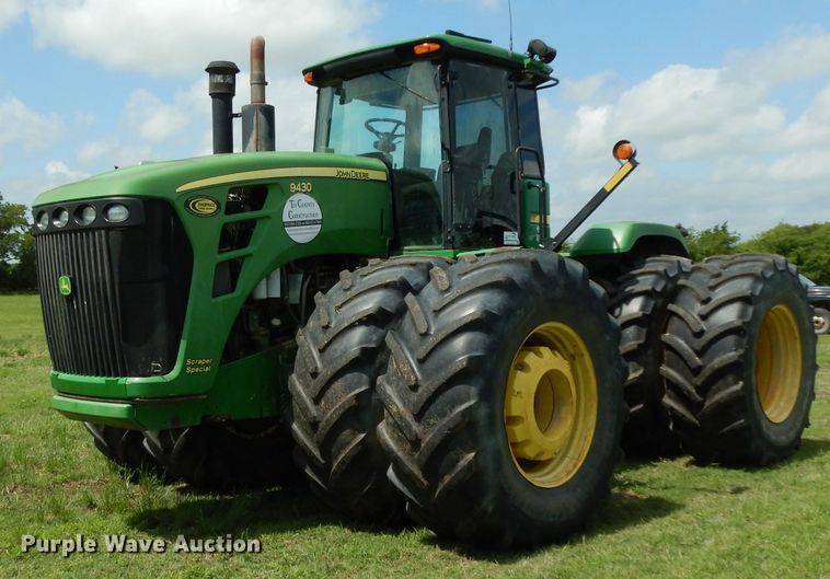 image for item DG6772 2011 John Deere 9430 Scraper Special  4WD tractor