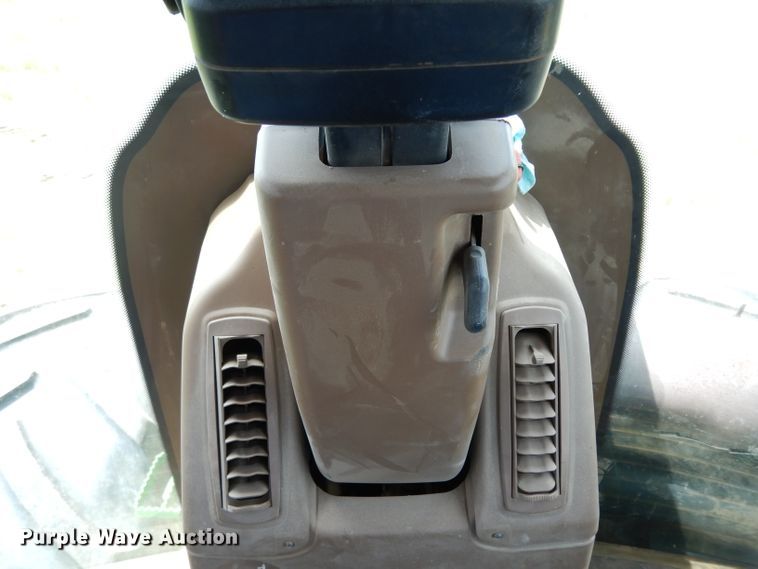 image for item DG6772 2011 John Deere 9430 Scraper Special  4WD tractor