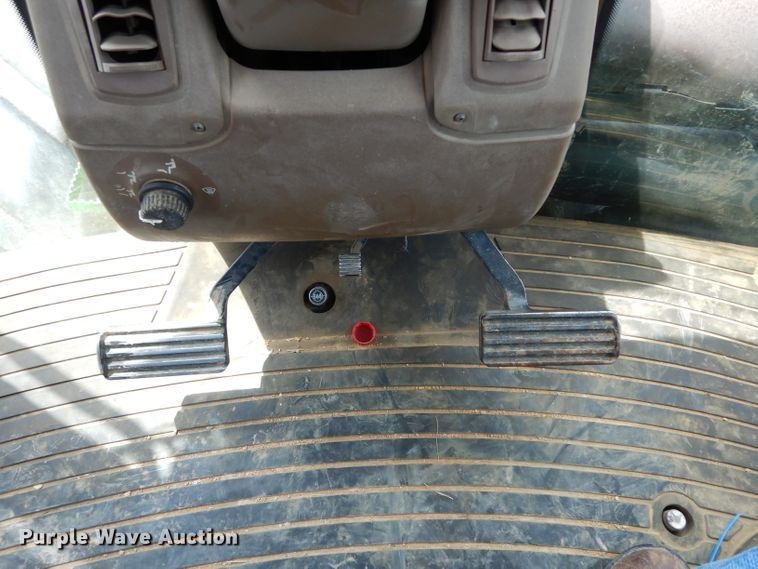 image for item DG6772 2011 John Deere 9430 Scraper Special  4WD tractor