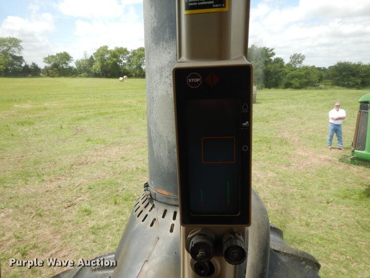 image for item DG6772 2011 John Deere 9430 Scraper Special  4WD tractor