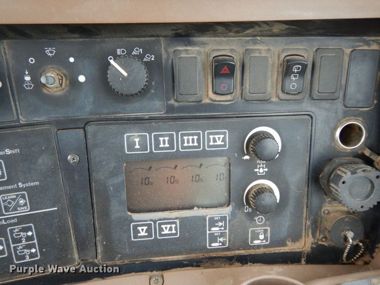 image for item DG6772 2011 John Deere 9430 Scraper Special  4WD tractor