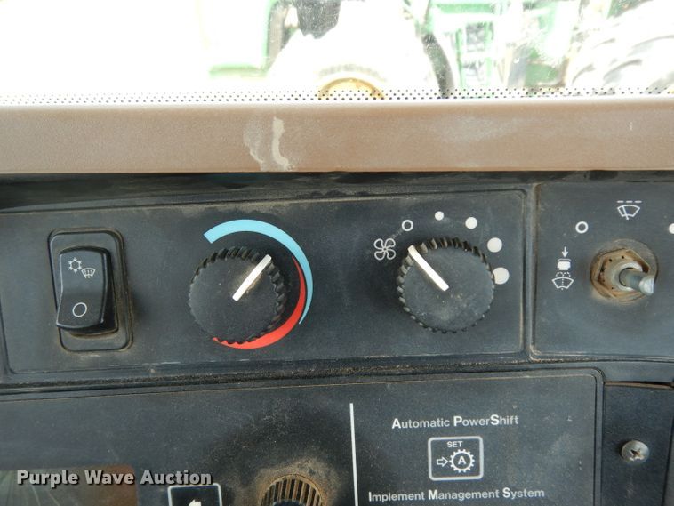 image for item DG6772 2011 John Deere 9430 Scraper Special  4WD tractor