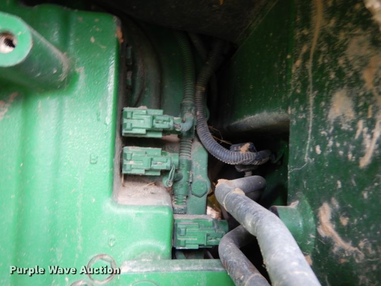 image for item DG6772 2011 John Deere 9430 Scraper Special  4WD tractor