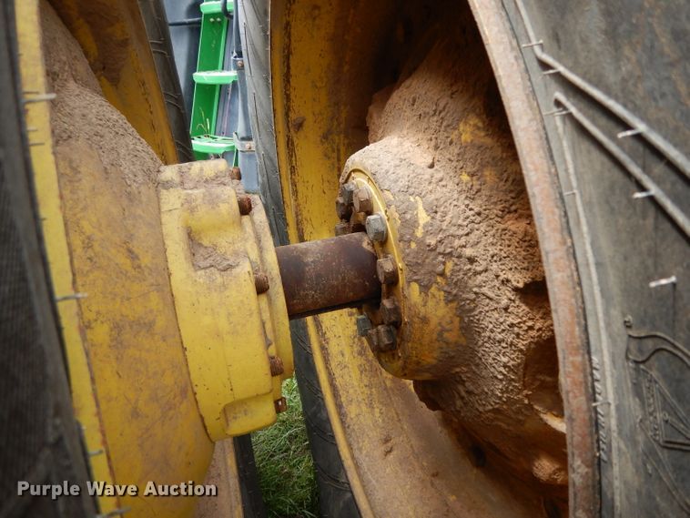 image for item DG6772 2011 John Deere 9430 Scraper Special  4WD tractor