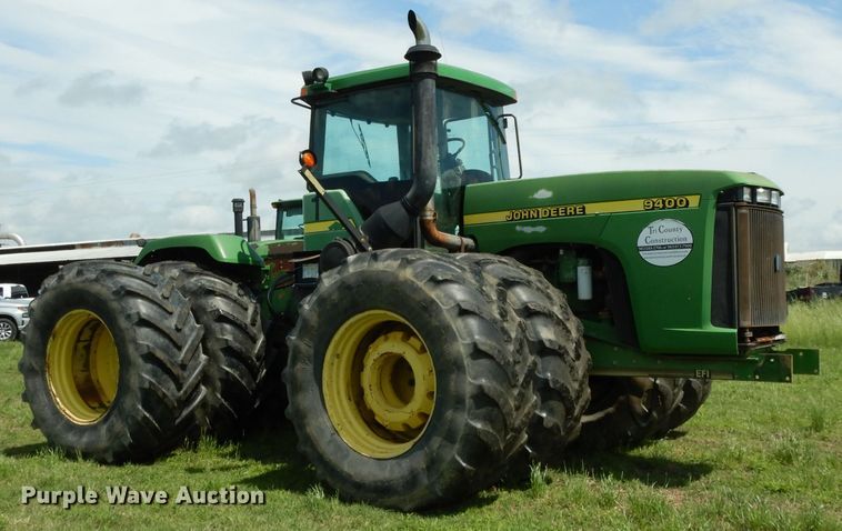 image for item DG6773 2000 John Deere 9400  4WD tractor