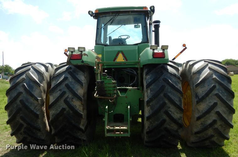 image for item DG6773 2000 John Deere 9400  4WD tractor