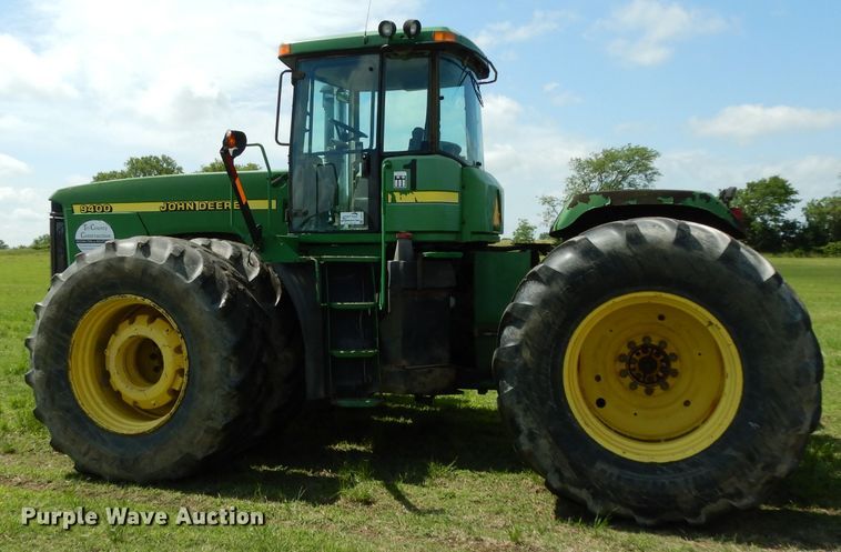 image for item DG6773 2000 John Deere 9400  4WD tractor
