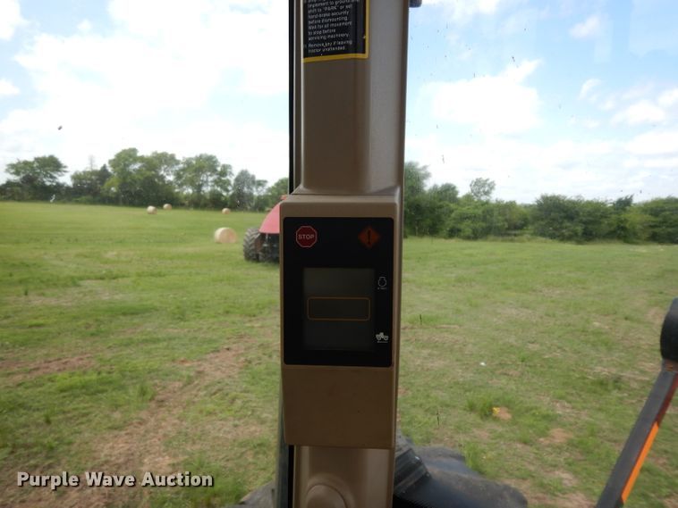 image for item DG6773 2000 John Deere 9400  4WD tractor