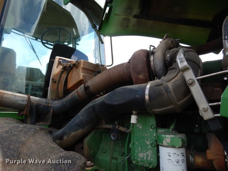 image for item DG6773 2000 John Deere 9400  4WD tractor