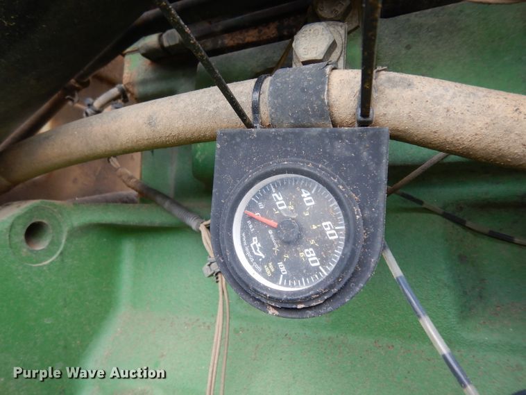 image for item DG6773 2000 John Deere 9400  4WD tractor