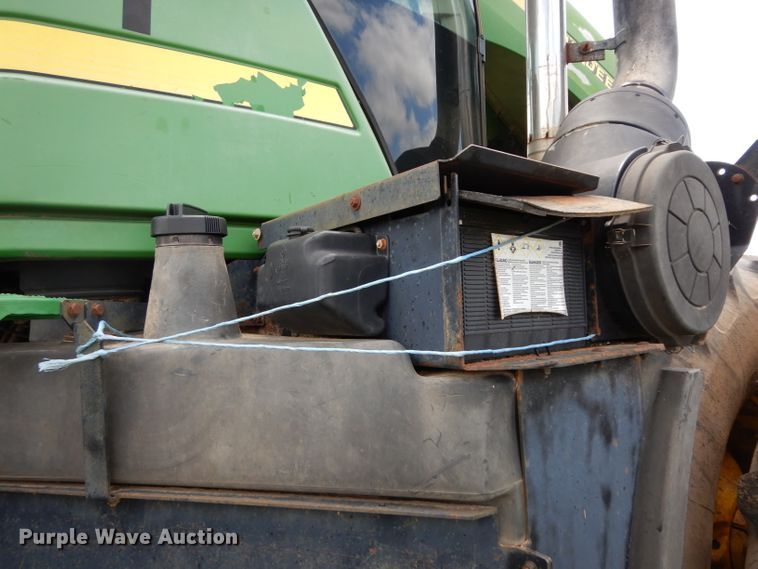 image for item DG6773 2000 John Deere 9400  4WD tractor