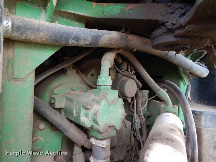 image for item DG6773 2000 John Deere 9400  4WD tractor