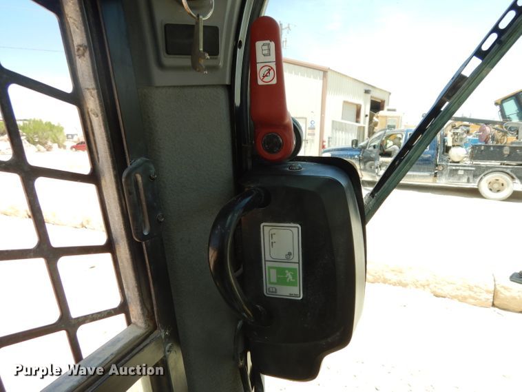 image for item DG6791 2018 Caterpillar 299D2  tracked skid steer loader