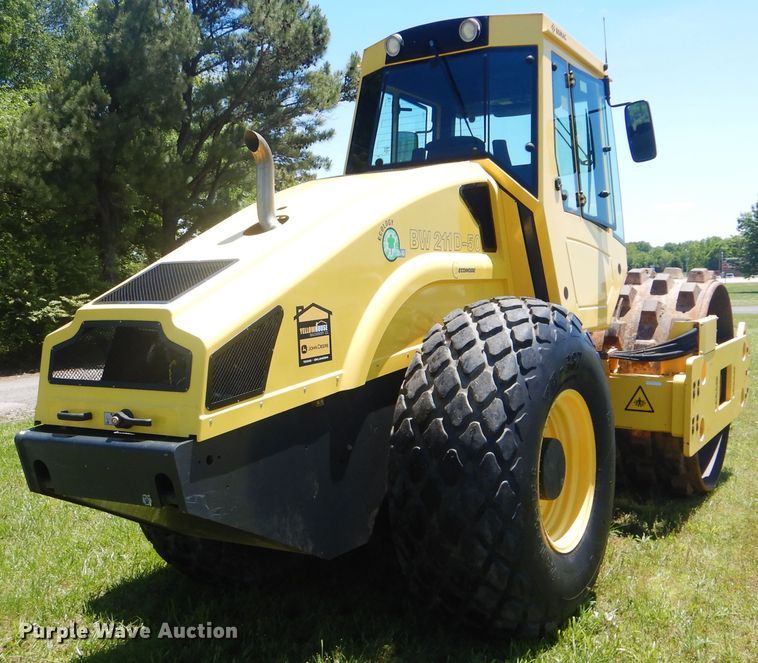 image for item DG8601 2015 Bomag BW211D-50  single drum vibratory roller