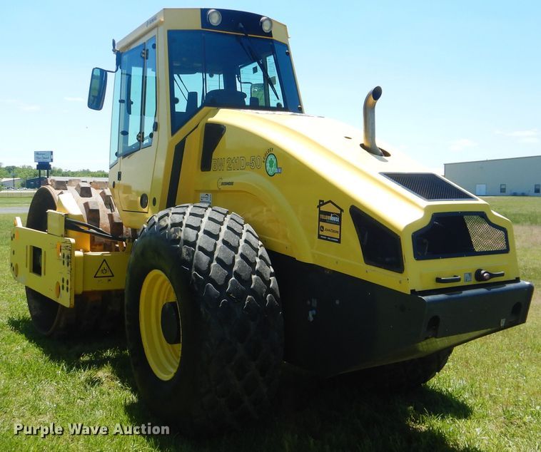 image for item DG8601 2015 Bomag BW211D-50  single drum vibratory roller