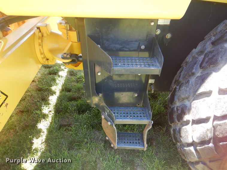 image for item DG8601 2015 Bomag BW211D-50  single drum vibratory roller