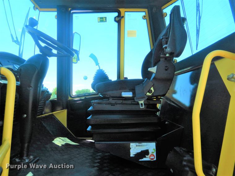 image for item DG8601 2015 Bomag BW211D-50  single drum vibratory roller