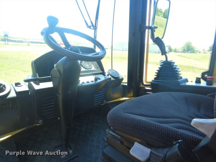 image for item DG8601 2015 Bomag BW211D-50  single drum vibratory roller