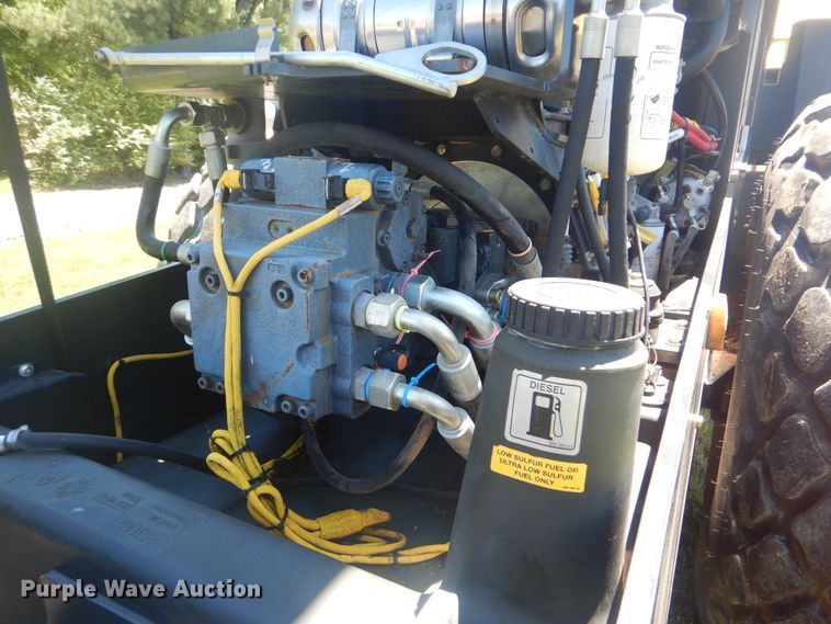 image for item DG8601 2015 Bomag BW211D-50  single drum vibratory roller