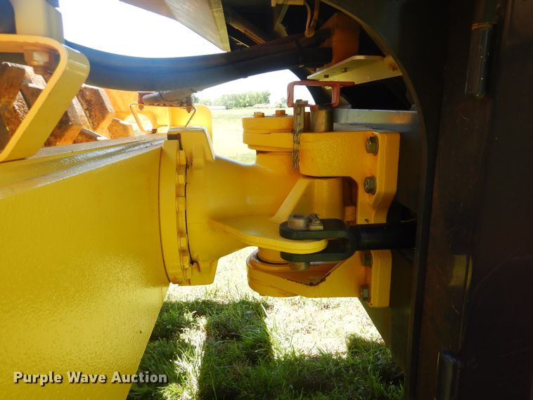 image for item DG8601 2015 Bomag BW211D-50  single drum vibratory roller