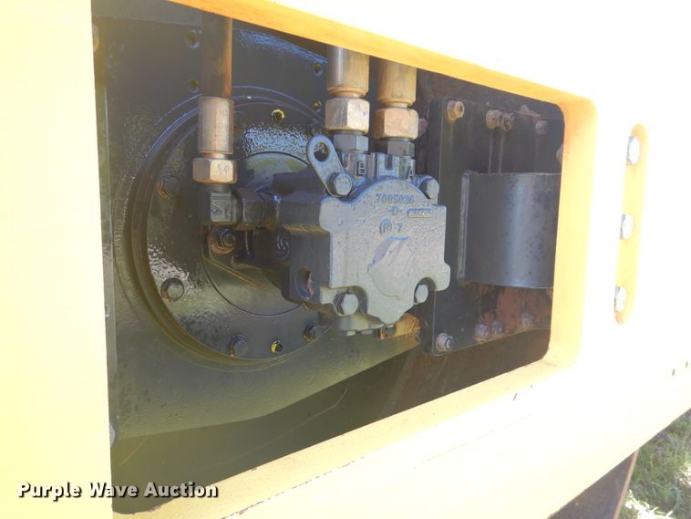 image for item DG8601 2015 Bomag BW211D-50  single drum vibratory roller