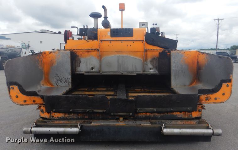 image for item DG8604 2013 Lee Boy 8510B  paver