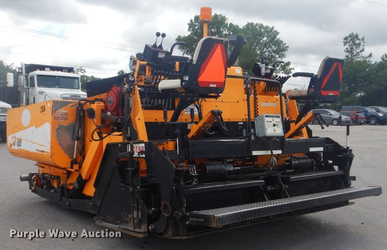 image for item DG8604 2013 Lee Boy 8510B  paver