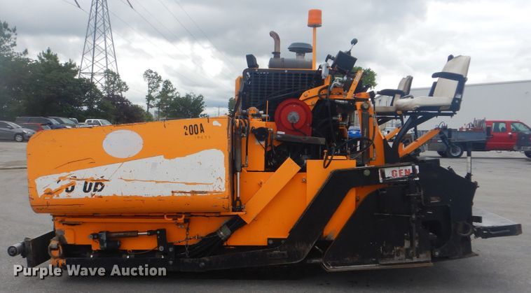 image for item DG8604 2013 Lee Boy 8510B  paver