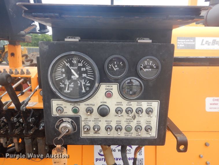 image for item DG8604 2013 Lee Boy 8510B  paver