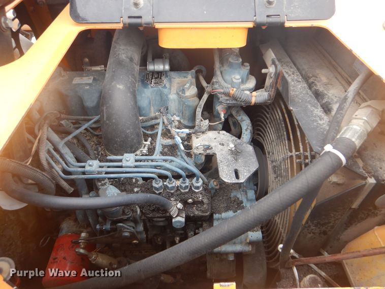 image for item DG8604 2013 Lee Boy 8510B  paver