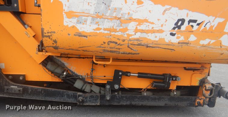 image for item DG8604 2013 Lee Boy 8510B  paver